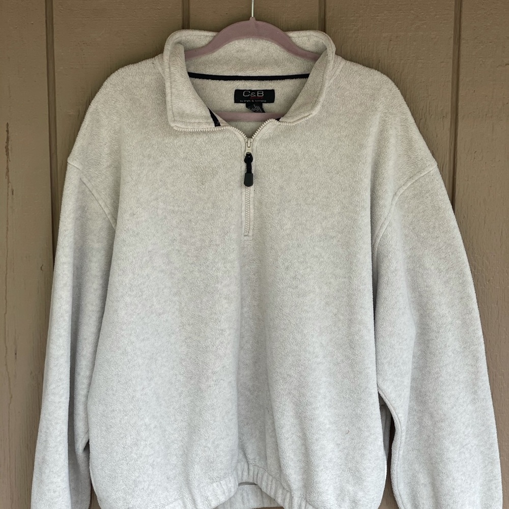 3/4 zip oversized pull over.
